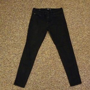 Hollister Jeans --- W29 x L30